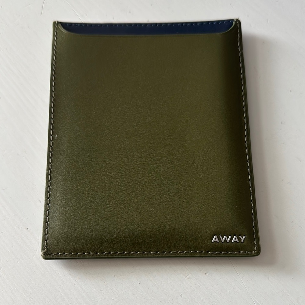 Like new Away Passport Wallet